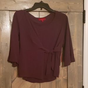 3/4 sleeve knotted top